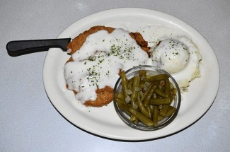 Wednesday Special
Chicken Fried Steak
Mashed Potatoes and Gravy
Green Beans
$7.99
